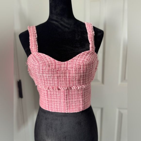 Guess Tops - Guess NWOT Women's Sleeveless Emily Crop Top Vintage Blush Pink Small